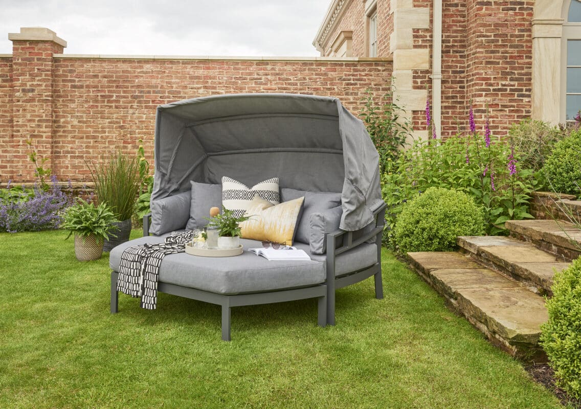 Norfolk Leisure Titchwell Day Bed