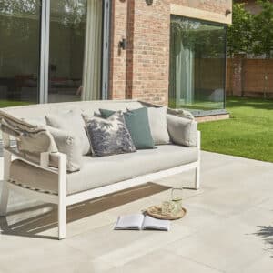 Norfolk Leisure Titchwell Garden Day Bed in White / Beige