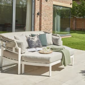 Norfolk Leisure Titchwell Garden Day Bed in White / Beige