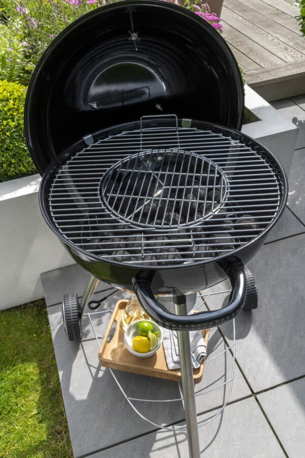 Norfolk Grills Corus Charcoal Wheeled Kettle BBQ with Lid