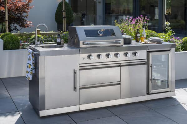 6 Burner Absolute outdoor kitchen from Norfolk Grills